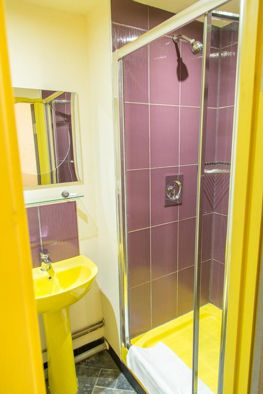 Victoria Warehouse Hotel Salford  Room photo